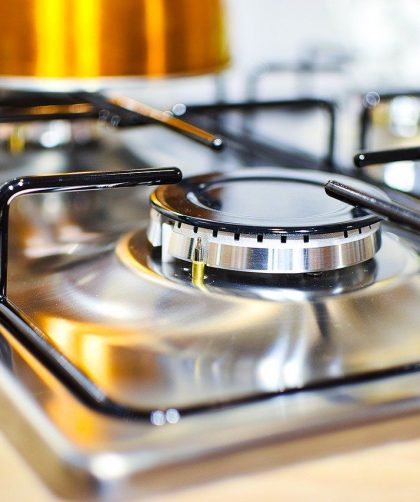 Como limpar fogão inox – Passo a passo e dicas para evitar manchas