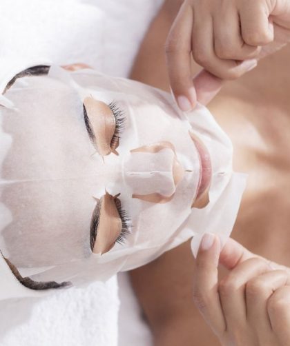 Máscara facial, o que é? Tipos de máscara, benefícios e aplicação