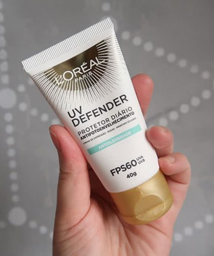 Protetor solar Antioleosidade UV Defender L’Oreal FPS60 na pele oleosa