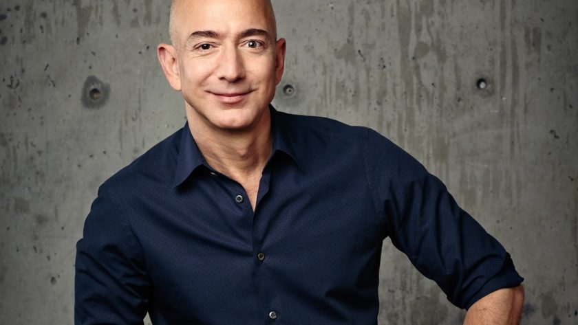 Jeff Bezos compra casa no Havaí de R$ 433 milhões