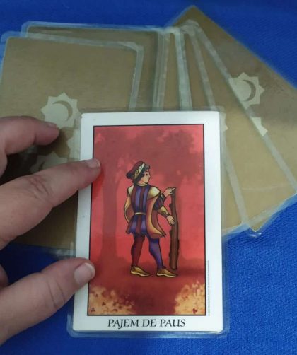 Previsão do Tarot para 16 de novembro: carta Pajem de Paus Previsão do Tarot para 16 de novembro: carta Pajem de Paus