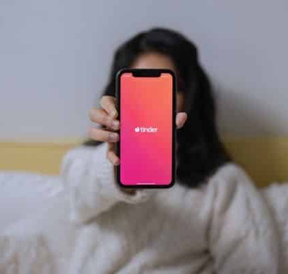 Tinder indeniza mulher em R$ 5 mil por danos morais Tinder indeniza mulher em R$ 5 mil por danos morais