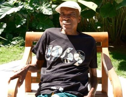 Milton Nascimento é internado com pneumonia e equipe revela previsão de alta Milton Nascimento é internado com pneumonia e equipe revela previsão de alta