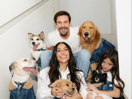 Grávida, Sabrina Sato vai estrelar reality ao lado da família sobre adoção de cachorros Grávida, Sabrina Sato vai estrelar reality ao lado da família sobre adoção de cachorros