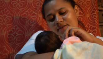 Tia de bebê que impediu sequestro em maternidade é indiciada por calúnia no Piauí. Entenda!