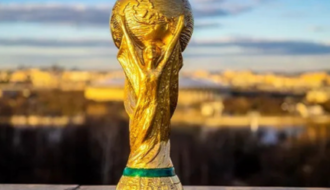 Vão ficar com o troféu original ou uma réplica? Entenda regras da FIFA sobre traça da Copa
