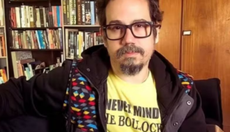 Diretor de séries da Globo, Ricardo Spencer é encontrado morto aos 49 anos em SP