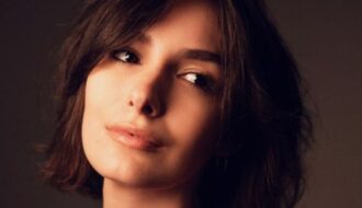 Longe das novelas, Marina Moschen revela saudade da TV: “Amaria voltar”