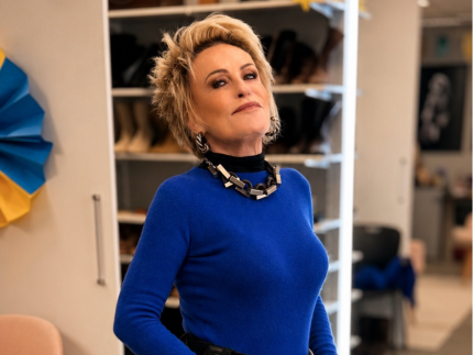 Marca registrada? Ana Maria Braga volta a ter cabelos curtos e dá aula de autoestima Marca registrada? Ana Maria Braga volta a ter cabelos curtos e dá aula de autoestima