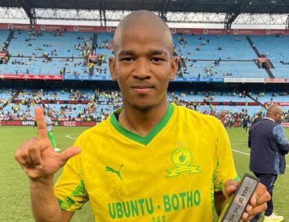 Morre Jayden Adams, jogador de 25 anos que defendeu a África do Sul na Copa de 2026 Morre Jayden Adams, jogador de 25 anos que defendeu a África do Sul na Copa de 2026