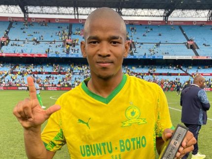 Morre Jayden Adams, jogador de 25 anos que defendeu a África do Sul na Copa de 2026 Morre Jayden Adams, jogador de 25 anos que defendeu a África do Sul na Copa de 2026
