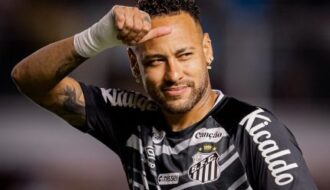 Neymar se manifesta após empate do Santos e nega cobrança em vestiário: “Não vou aceitar”