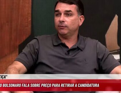 Canal Livre recebe Flávio Bolsonaro em nova rodada de entrevistas com presidenciáveis Canal Livre recebe Flávio Bolsonaro em nova rodada de entrevistas com presidenciáveis