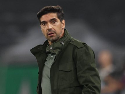 Vitória lembra histórico de Abel Ferreira para rebater crítica do treinador: “Mais que o dobro”