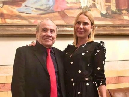 “Injustiça, falta de ética e moral”, dispara esposa de Stênio Garcia em acusação às enteadas “Injustiça, falta de ética e moral”, dispara esposa de Stênio Garcia em acusação às enteadas