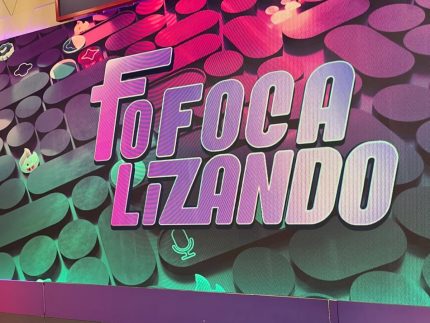 Fofocalizando celebra 10 anos no SBT com semana especial e edição com plateia