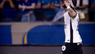 Após novela para renovação, Memphis já tem data para se reapresentar no Corinthians