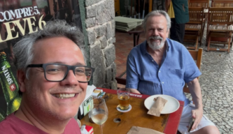 Danton Mello homenageia o pai, que morreu há seis dias: “Está doendo muito”