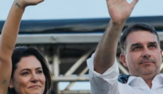 Michelle reage a video de Flávio Bolsonaro e confirma aliança: “Eu te desculpo”