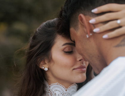 Gabriel Medina e Isabella Arantes celebram casamento em cerimônia intimista Gabriel Medina e Isabella Arantes celebram casamento em cerimônia intimista