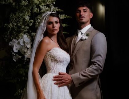 Gabriel Medina anuncia gravidez de Isabella Arantes no altar; saiba o nome do bebê Gabriel Medina anuncia gravidez de Isabella Arantes no altar; saiba o nome do bebê