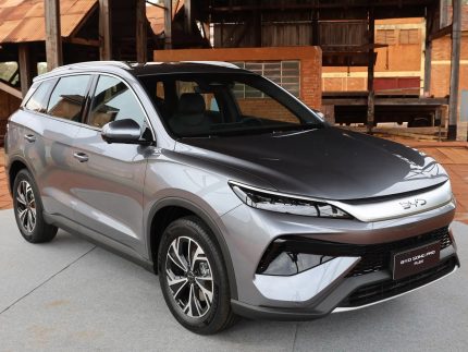 Em novo vídeo, BYD coloca críticos frente a frente com o Song Pro Super-Híbrido Flex Fuel