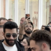 Gusttavo Lima leva música e mensagem de esperança ao Hospital de Amor em Barretos