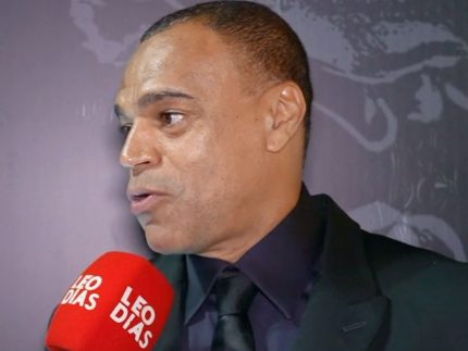 Denilson revela lote preferido no leilão de Neymar e brinca sobre lance: “R$ 700” Denilson revela lote preferido no leilão de Neymar e brinca sobre lance: “R$ 700”