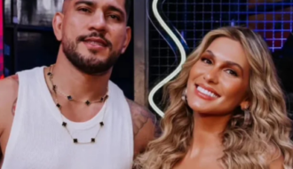 Relacionamento de Lívia Andrade e lutador do UFC Alex Poatan chega ao fim, diz site
