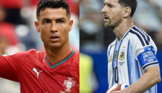 Cristiano Ronaldo se manifesta após Messi perder o pai: “Muita força!”