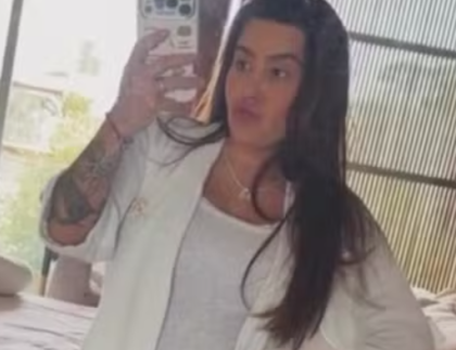 Lauana Prado revela como está a barriga 12 dias após o parto: “Estou quase ‘sarada’” Lauana Prado revela como está a barriga 12 dias após o parto: “Estou quase ‘sarada’”