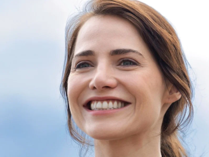 Adriana usa vício de Ulisses para avançar em vingança em “Quem Ama Cuida”