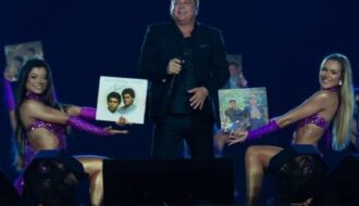 Leonardo emociona Barretos com homenagem a Leandro e revive clássico da dupla