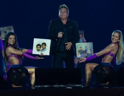 Leonardo emociona Barretos com homenagem a Leandro e revive clássico da dupla