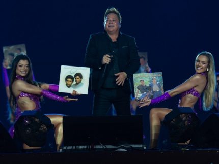 Leonardo emociona Barretos com homenagem a Leandro e revive clássico da dupla