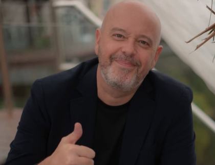 Miastenia: entenda o diagnóstico de Alex Escobar e a importância da cirurgia no tratamento