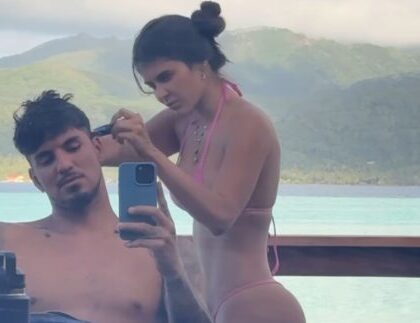 Gabriel Medina e Isabella Arantes aproveitam lua de mel na Polinésia Francesa Gabriel Medina e Isabella Arantes aproveitam lua de mel na Polinésia Francesa