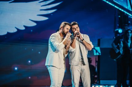 Zé Neto & Cristiano são primeiro artista brasileiro com 2 músicas com mais de 1 bilhão de views