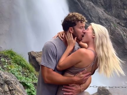 Casal roda o mundo para fazer sexo em cada país e revela quanto já desembolsou