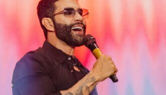 O Embaixador voltou! Após 3 anos, Gusttavo Lima sobe ao palco de Barretos
