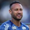 Neymar contesta ranking dos maiores goleiros da história e cobra presença de dois brasileiros