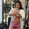 Lauana Prado posa com filho recém-nascido na academia: “Lugar preferido”