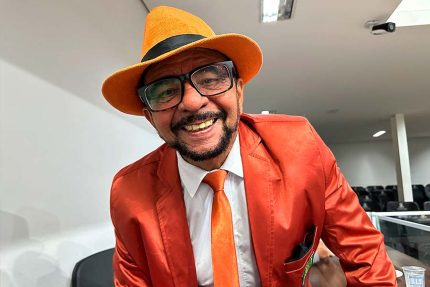 Morre Carlos Adão, artista que espalhou o próprio nome por muros de SP