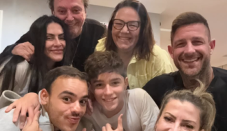 Fábio Jr. abre álbum de Dia dos Pais com os filhos e web aponta ausência de Fiuk