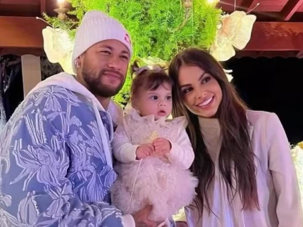 De malas prontas! Kimberlly fará 1ª viagem internacional com Helena, filha de Neymar