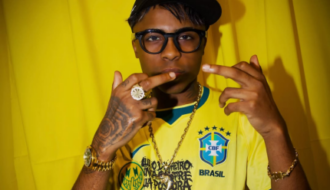 MC Meno K revolta público de Moçambique após receber cachê e aparecer na Europa