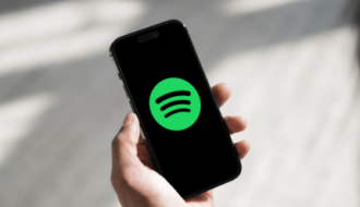 Quer tirar alguém do Top 50 do Spotify? Compre views pra ele que a plataforma derruba na hora
