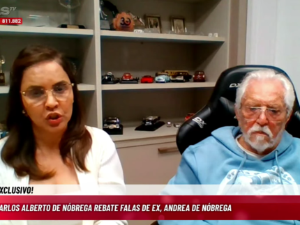 Em lágrimas, Carlos Alberto de Nóbrega rebate declarações da ex-esposa sobre divórcio