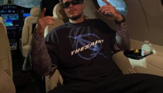 Tá podendo! Felipe Amorim compra jatinho particular e mostra novo “brinquedo”
