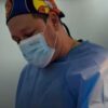 Pacientes denunciam complicações após cirurgia com médico colombiano irregular no Brasil